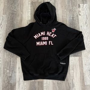 SIZE L | MENS |Mitchell & Ness Miami Heat NBA Basketball Sweatshirt Hoodie Black